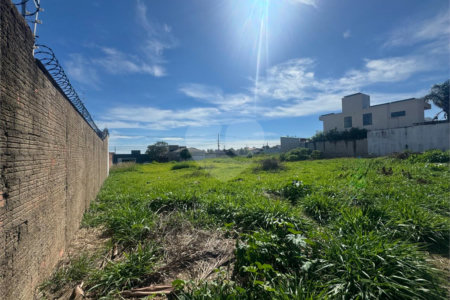 Terreno de 250m2, no Bairro Jardim Embaré, em São Carlos.