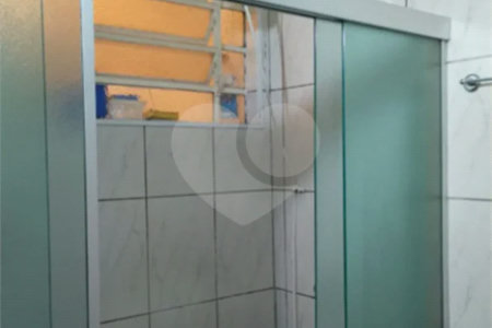 Apartamento Reformado à Venda – Localização Privilegiada!