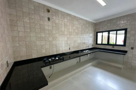 Casa á venda no Parque Faber III