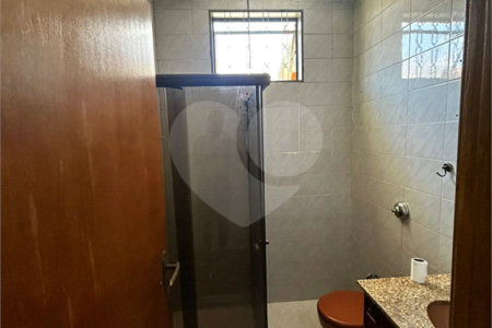 Casa à venda com 3 quartos, sendo 1 suíte, em Vila Boa Vista, São Carlos - SP