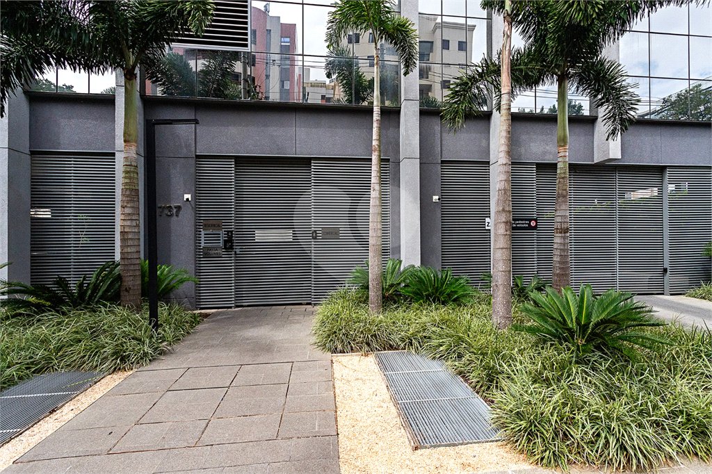 Apartamento à venda com 1 suíte em Moema, São Paulo, SP