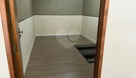 Sobrado à venda com 3 quartos, sendo 1 suíte,  em Osvaldo Cruz, São Caetano do Sul, SP