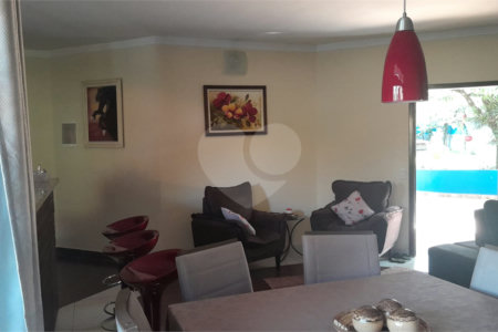 Chácara à venda com 3 quartos, sendo 2 suítes,  em Monterrey, Louveira, SP