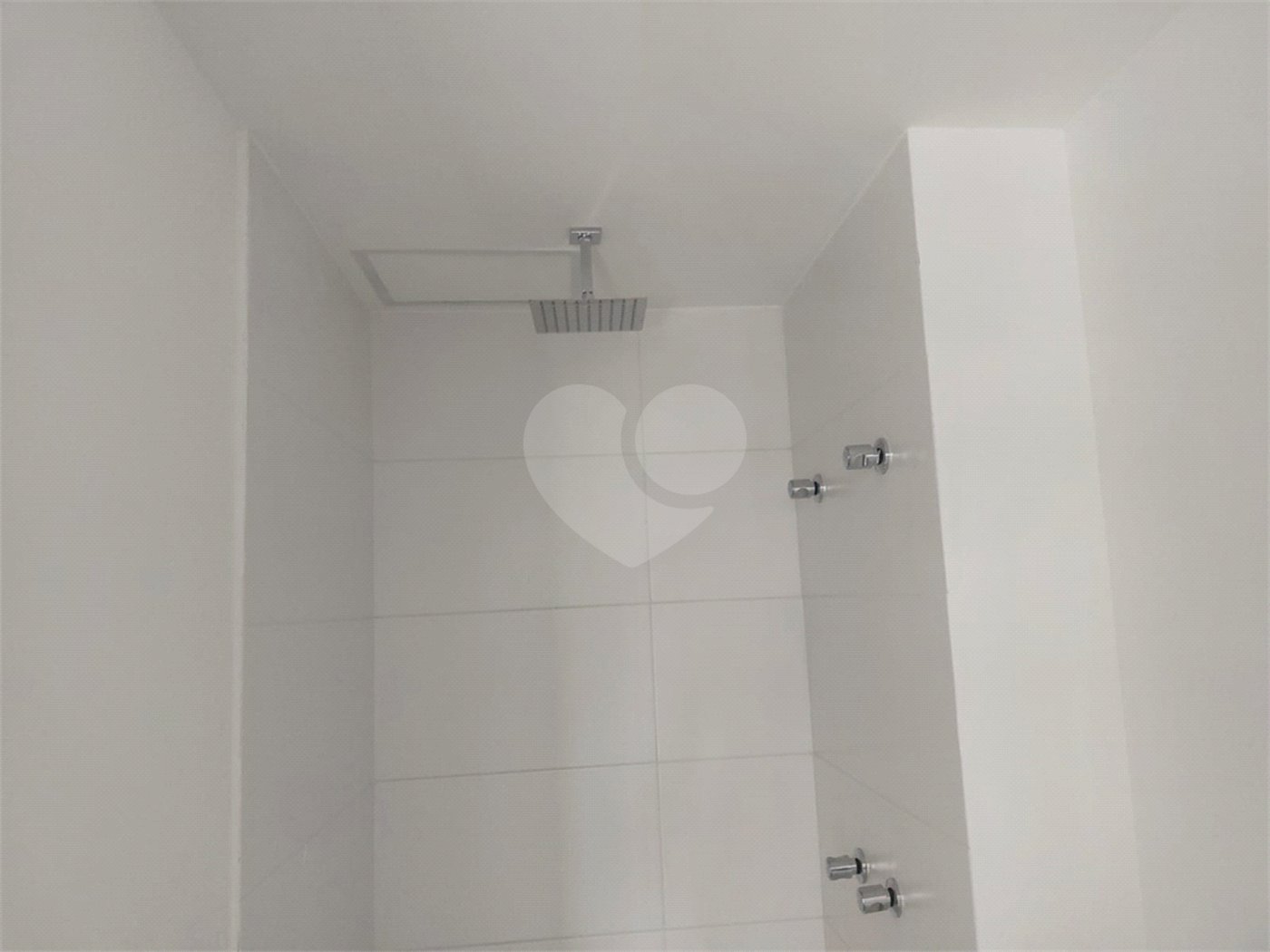 Studio moderno em Pinheiros – A poucos passos do Metrô Oscar Freire!