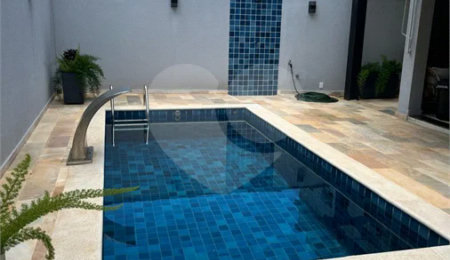 Casa à venda com 3 suítes no condomínio Residencial Helvetia Park, Indaiatuba - SP
