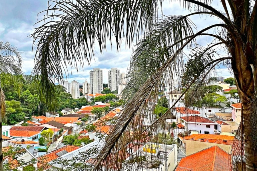 Casa de Alto Padrão à Venda em Condomínio Fechado no Barro Branco | 4 Suíte | 6 Vagas