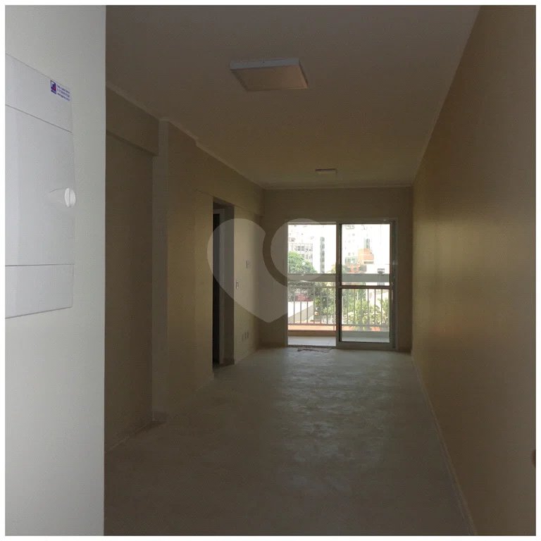 Apartamento de 2 quartos com garagem para alugar em Santa Cecília