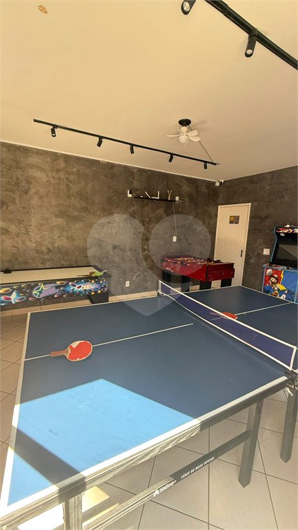 Apartamento com 48m², 2 dormitórios, 1 vaga de garagem, à venda em Itaquera.