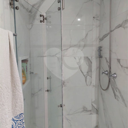Apartamento no Brás repleto de lazer com 50 m² com 2 dormitórios e 1 vaga, Estuda Permuta