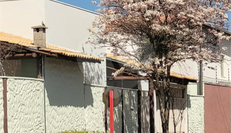Casa à venda com 3 quartos, sendo 1 suíte,  em Parque Paraíso, São Carlos, SP