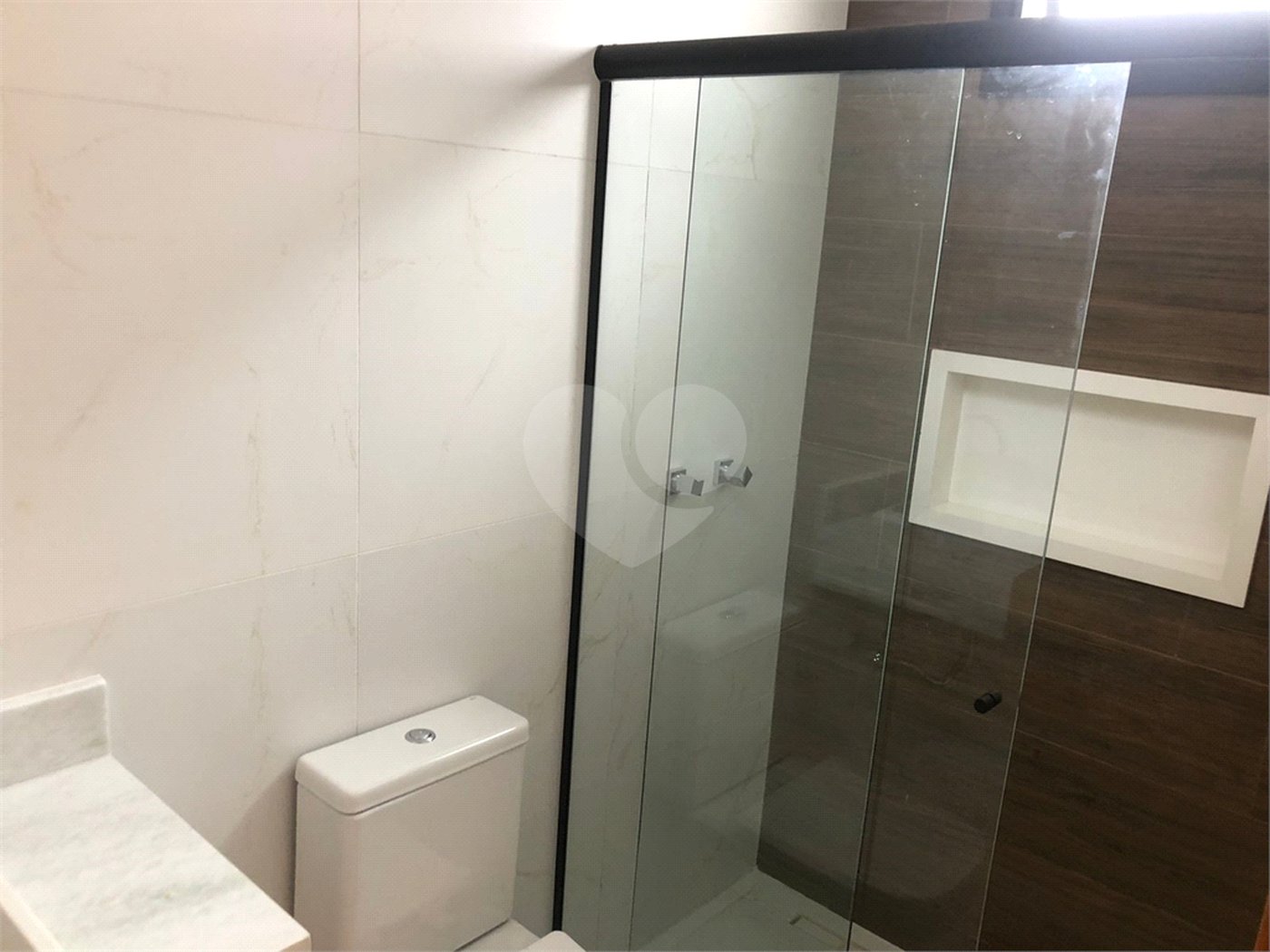 Casa à venda com 3 suítes no condomínio Parque Faber IV, São Carlos - SP