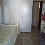 Apartamento duplex, espaçoso, ensolarado. Ideal para uma bela modernização.