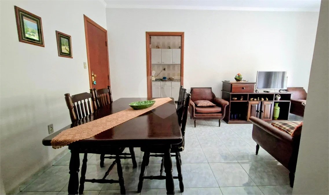 APARTAMENTO LINDINHO, PLANTA EXCELENTE, LOCALIZAÇÃO IMPAR. ( JD. GUILHERMINA ).