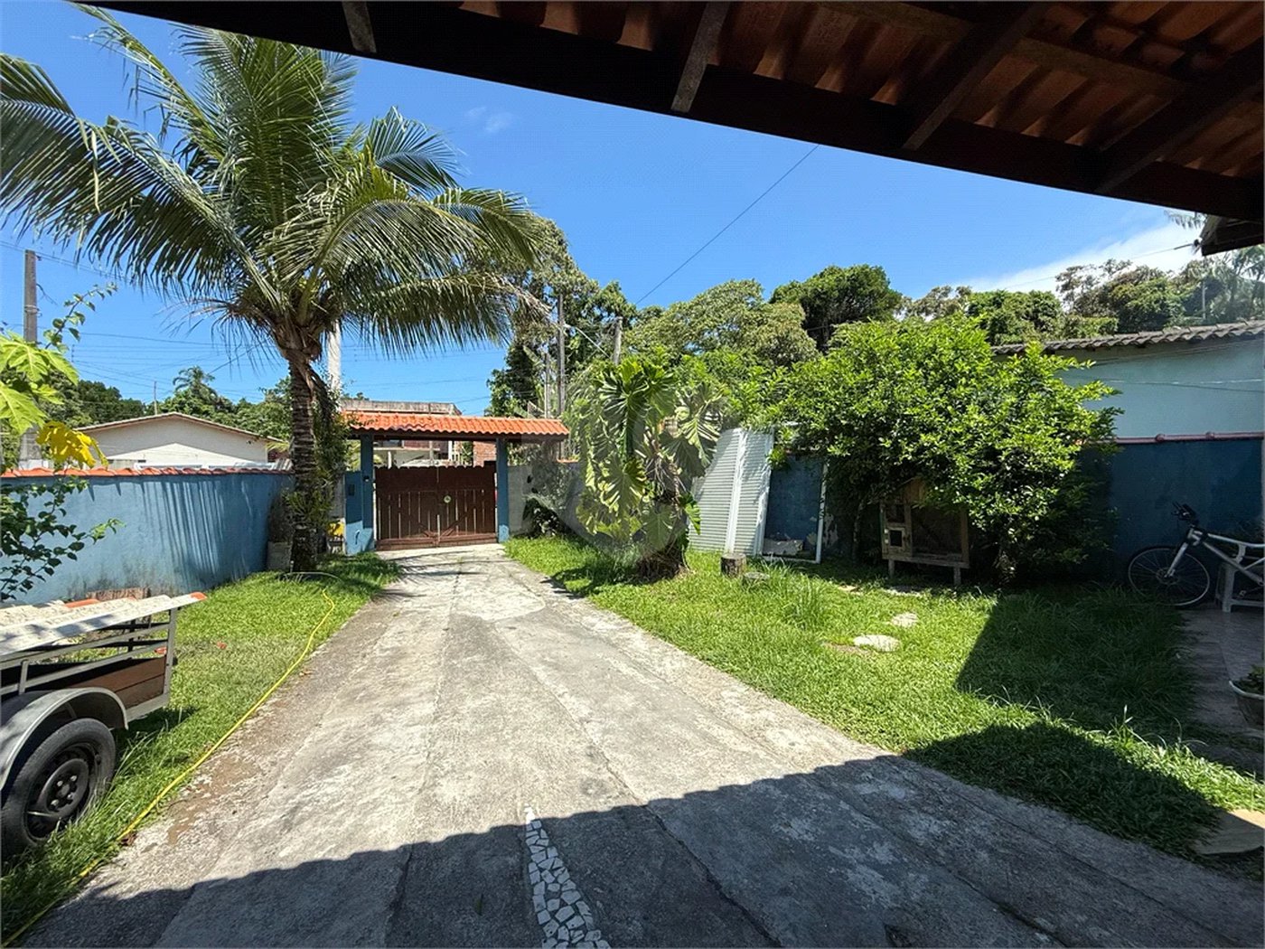 Casa à venda com 4 quartos, sendo 1 suíte,  em Costa do Sol, Bertioga, SP
