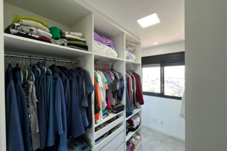Apartamento no Brás repleto de lazer com 50 m² com 2 dormitórios e 1 vaga, Estuda Permuta
