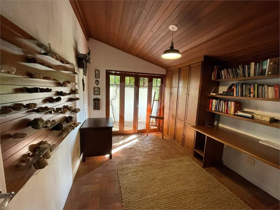 CASA CONDOMINIO DAMHA II