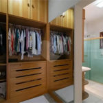 Casa com 3 dormitórios sendo 3 suítes com 03 vagas de garagem.