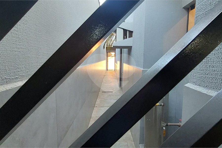 SOBRADO COM DESIGN EXCLUSIVO E LAZER COMPLETO 3 DORMITÓRIOS SENDO 1 SUÍTE