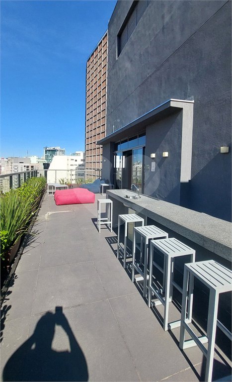 Studio com 27,61 m² a venda na Consolação com sacada