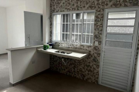 Casa à venda com 2 quartos, sendo 1 suíte, em Jardim Imperial, Atibaia, SP