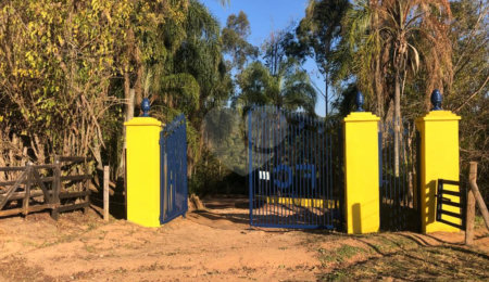 Fazenda à venda com 1 suíte no Centro, Morungaba, SP