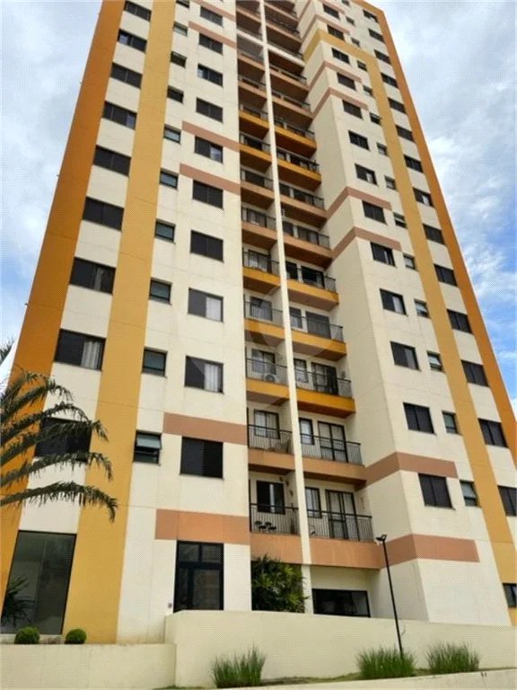 Apartamento para locação em Valinhos -SP 3 quartos, 1 banheiro, 1 vaga.