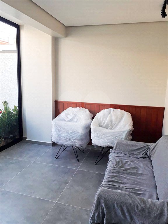 Apartamento a venda em Mirandopolis com 1 quarto, banheiro e cozinha, sem garagem