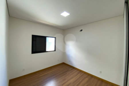 Casa térrea para venda no condomínio Residencial Quebec