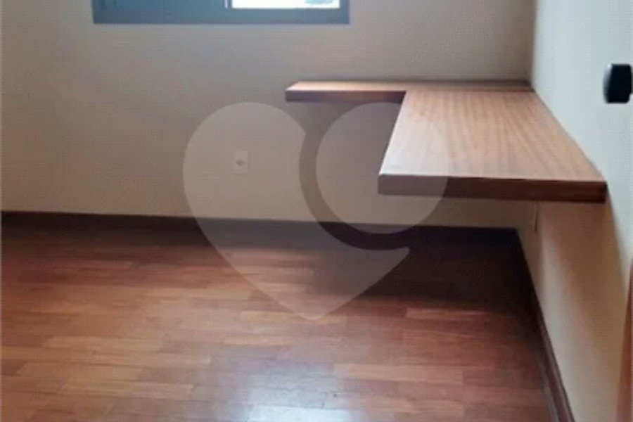 Apartamento à venda no Edifício Cabreúva no Bairro Alto em Piracicaba - SP.