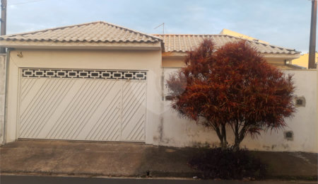 Casa à venda com 3 quartos, sendo 1 suíte,  em Jardim Ipanema, São Carlos, SP