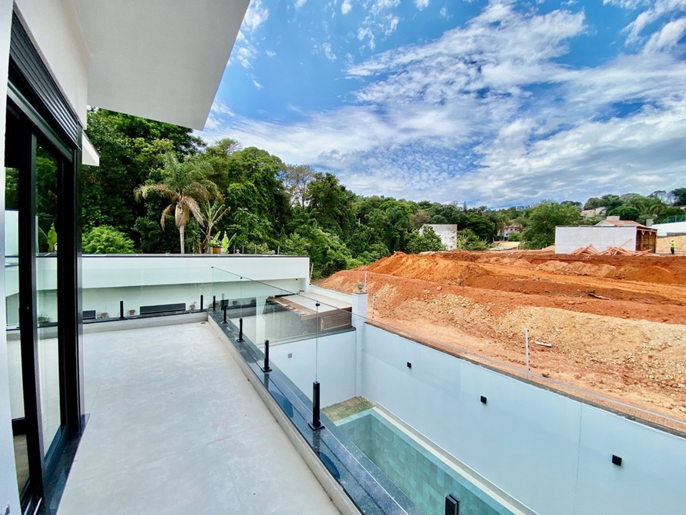 Casa à venda com 3 quartos, sendo 3 suítes, no condomínio Vila Giardino, Jundiaí - SP