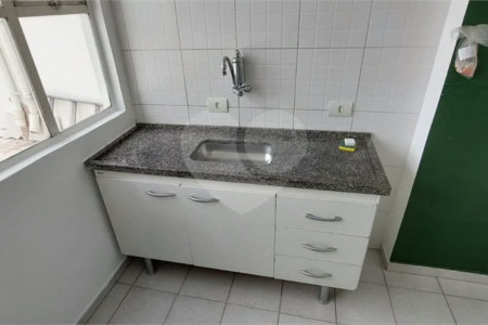 Apartamento de 1 quarto, 45 m², com garagem para locação no Alto da Boa Vista (Borba Gato)