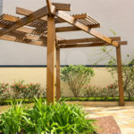 Apartamento de 130 m² no Jardim do Mar, com 3 suítes, 4 banheiros, varanda gourmet, 2 vagas e condomínio completo com piscina aquecida e lazer.