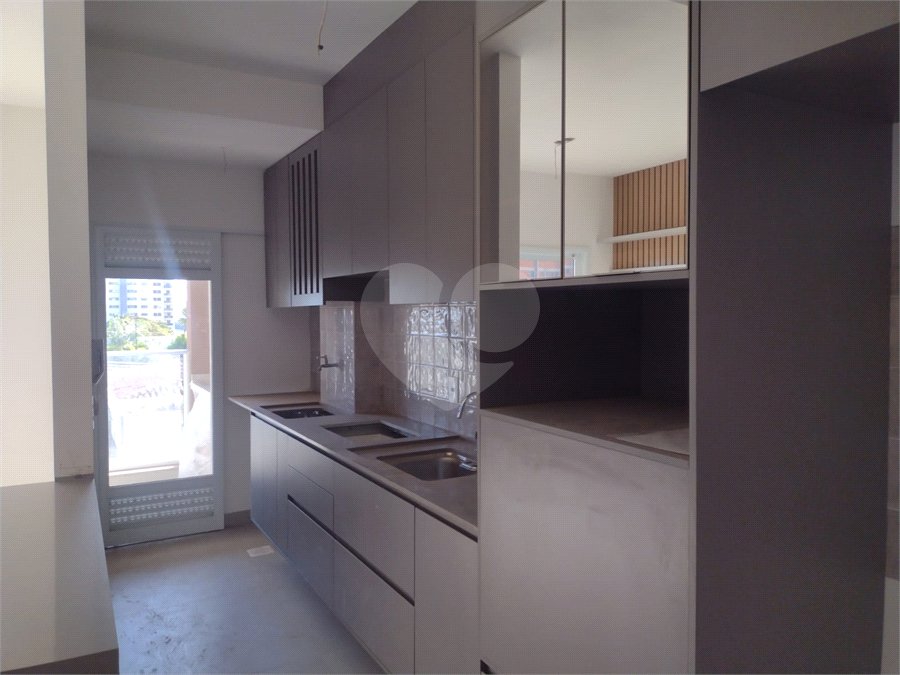 Apartamento no Edifício Monet á venda