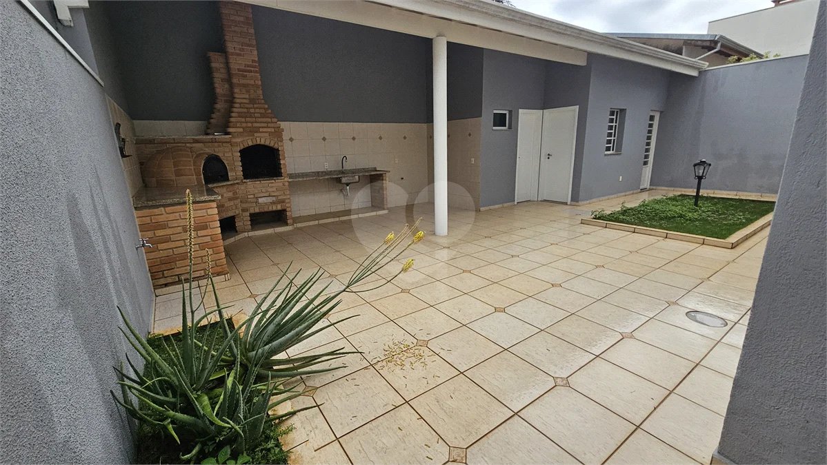 Casa Locação e Venda Condomínio Portal de Itaici 04 Dormitórios 02 suítes