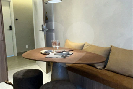 Studio de Alto Padrão no Cobiçado JK Square, Itaim Bibi | 42m², 1 Vaga