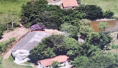Sítio à venda com 6 quartos, sendo 1 suíte,  em Área Rural de São João da Boa Vista, São João da Boa Vista, SP