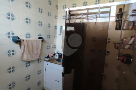 Casa à Venda de 3 dormitórios em São Carlos, no bairro Parque Santa Marta