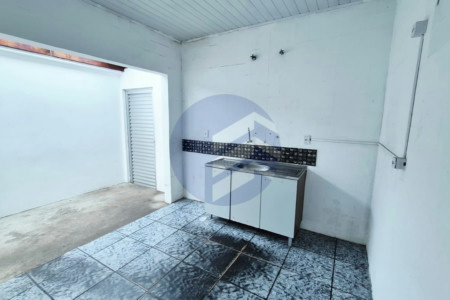 Excelente oportunidade de investimento em terreno de 158 m² com múltiplas possibilidades de aproveitamento!
