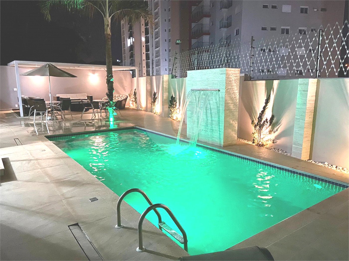 Casa à venda em Condomínio fechado em São Carlos Parque Faber 1