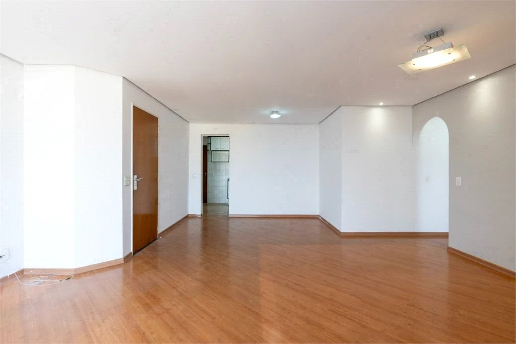 Cobertura à venda com 3 quartos, sendo 2 suítes, em Vila Progredior, São Paulo, SP