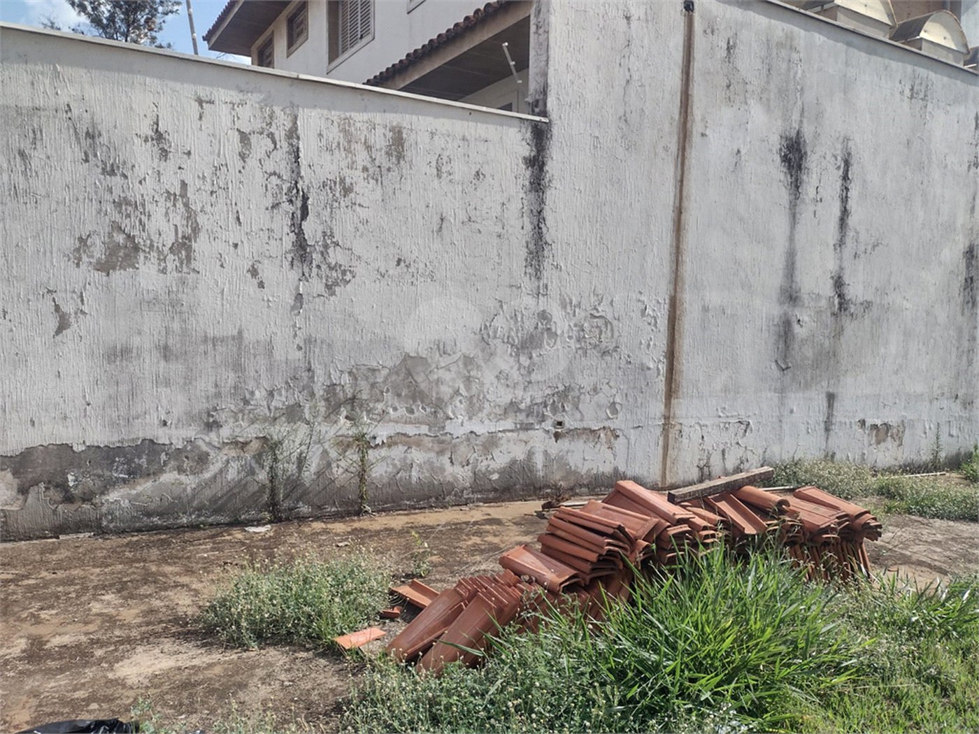Terreno á venda no Jardim Paraíso