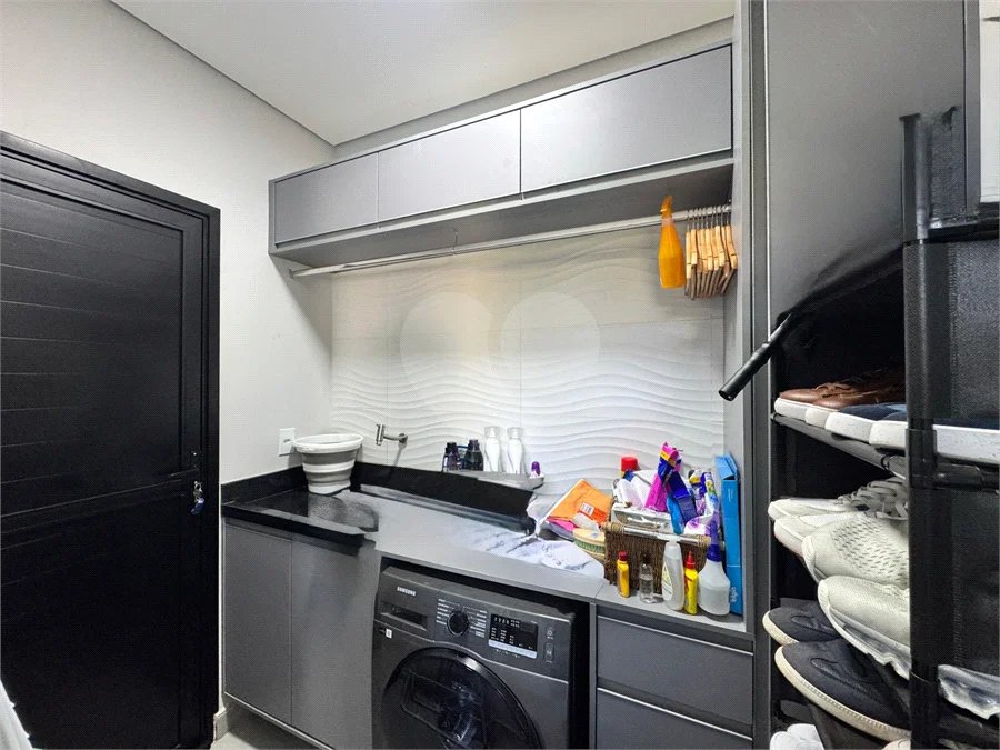 LINDA CASA À VENDA EM CONDOMÍNIO — INDAIATUBA/SP