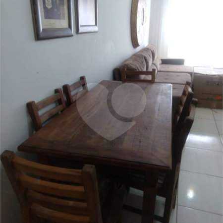 Apartamento no Condomínio Vila Urbana.