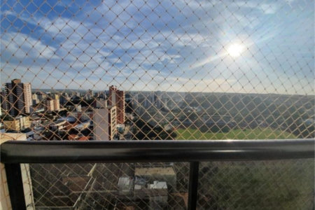 Apartamento Cobertura, no Condomínio Porto Sol.