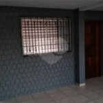 4 casas independentes em terreno de 245m² , à venda no Jardim Soares em Guainazes.