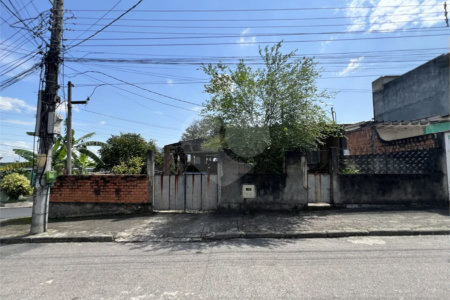 CONFORTO, SEGURANÇA E MOBILIDADE = BAIRRO ADRIANA