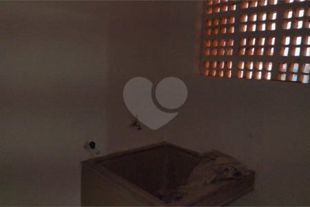 Apartamento no Condomínio Residencial Itaipu