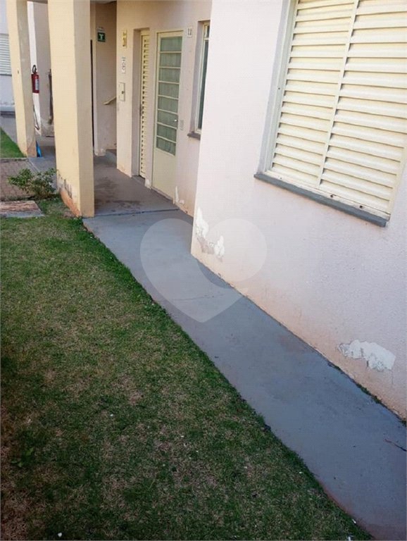 Apartamento no Condomínio Residencial Jardim das Torres.