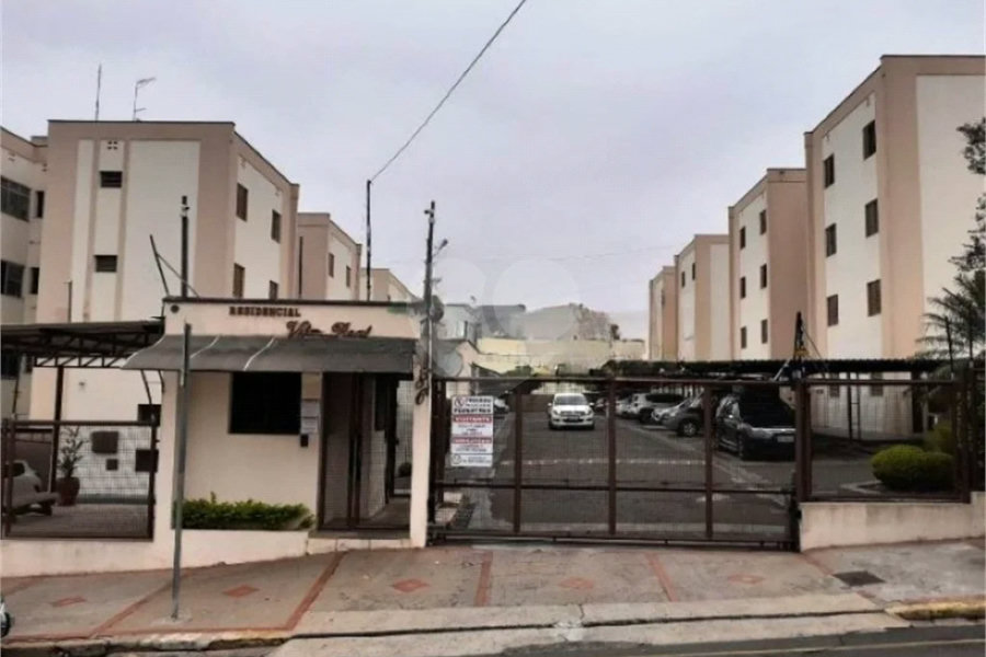 Apartamento à venda no Condomínio Vila Real